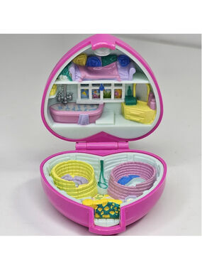 Vintage Polly Pocket 1993 PRECIOUS PUPPIES PET PARADE Compact Dolls Playset Only